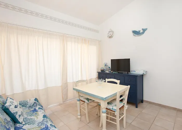 Porto Coda Cavallo Beach House A 300 Mt Dal Mare, Con Terrazza Panoramica