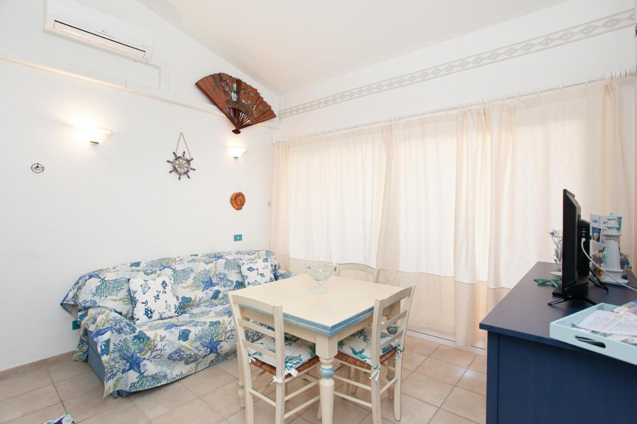 Apartment Porto Coda Cavallo House A 300 Mt Dal Mare, Con Terrazza Panoramica