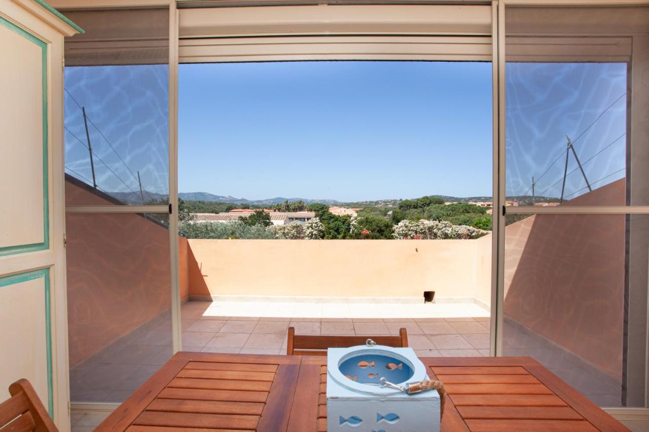 Porto Coda Cavallo House A 300 Mt Dal Mare, Con Terrazza Panoramica Apartment