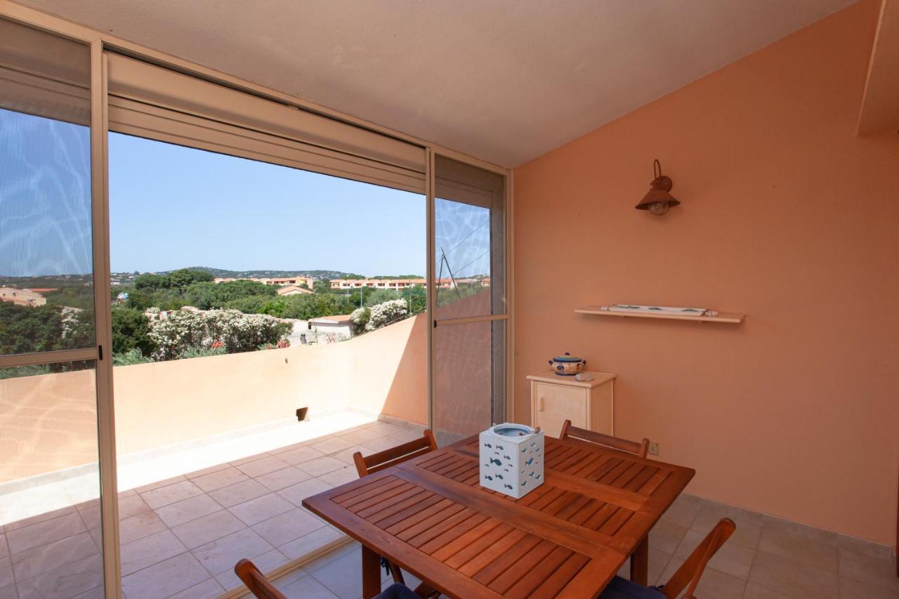 Porto Coda Cavallo House A 300 Mt Dal Mare, Con Terrazza Panoramica Apartment